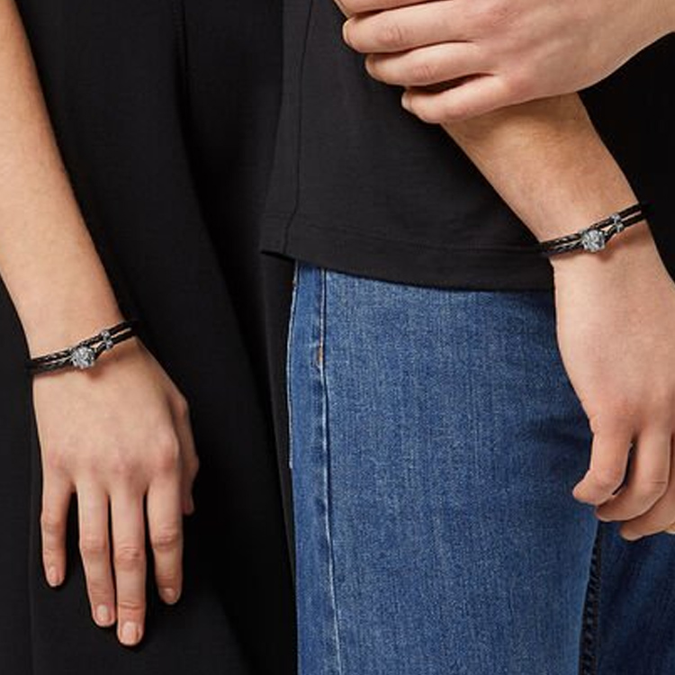 Lookbook VERSACE Pulsera de Cuero Medusa Unisex para Parejas Negra DG05579-DMTN-D41UB