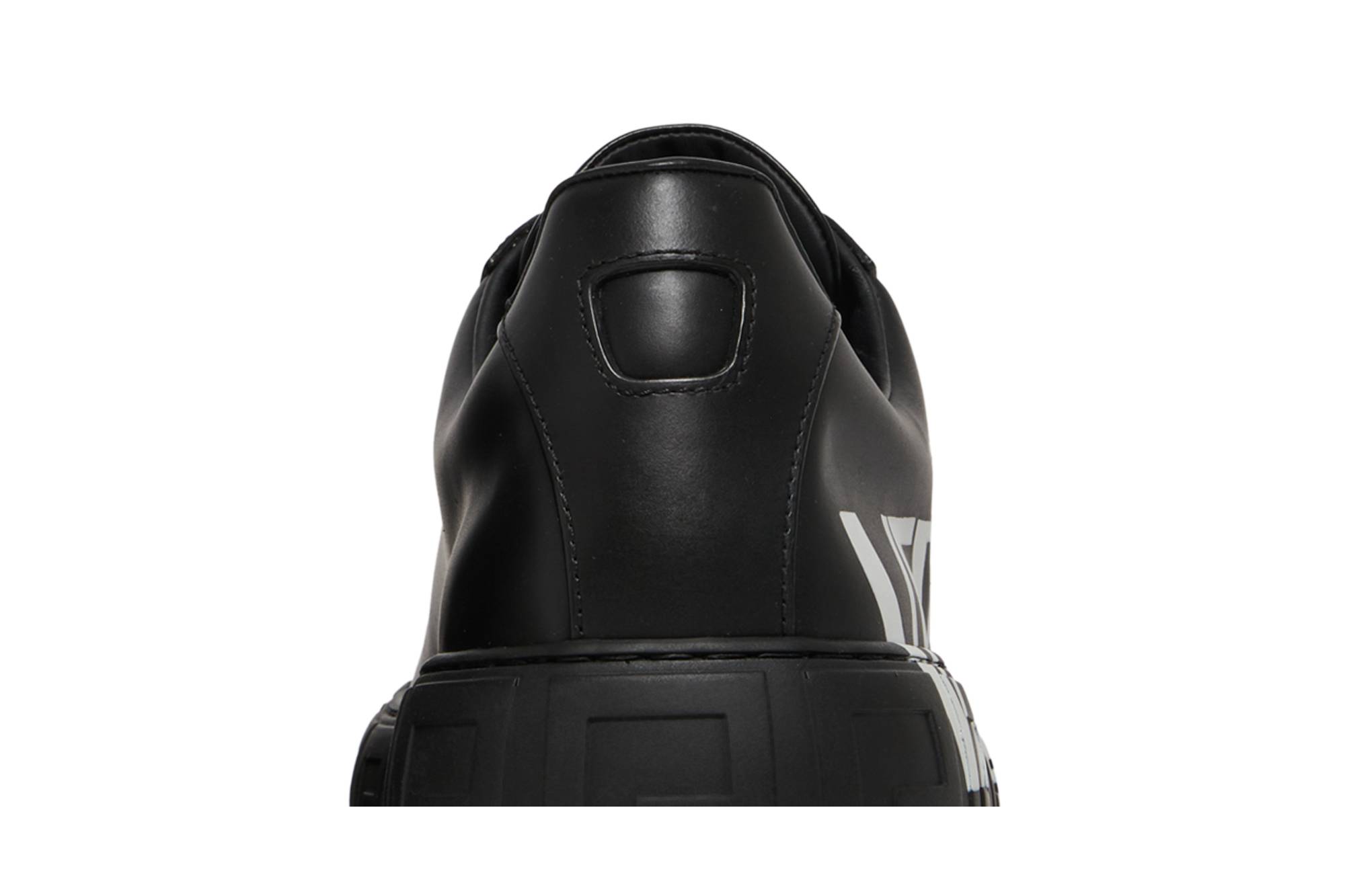 Sizing 范思哲美杜莎低筒「Logo印花 - 黑色」DSU8404-DV51G_D4101