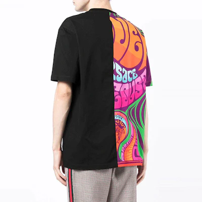 베르사체 메두사 뮤직 그래픽 블랙 반팔 티셔츠 1003390-1A02374-5B020 Shop 베르사체 메두사 뮤직 그래픽 블랙 반팔 티셔츠 1003390-1A02374-5B020