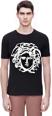 베르사체 메두사 프린트 반팔 크루넥 티셔츠 SS22 블랙 A77981-A224637-A99C Sizing 베르사체 메두사 프린트 반팔 크루넥 티셔츠 SS22 블랙 A77981-A224637-A99C