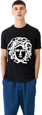 베르사체 메두사 프린트 반팔 크루넥 티셔츠 SS22 블랙 A77981-A224637-A99C Cheap 베르사체 메두사 프린트 반팔 크루넥 티셔츠 SS22 블랙 A77981-A224637-A99C