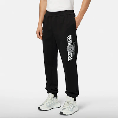Pantalones Jogger Versace Medusa Estampados Negro 1004170-1A02861-1B000 Purchase Pantalones Jogger Versace Medusa Estampados Negro 1004170-1A02861-1B000