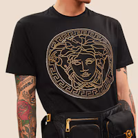 Shop VERSACE 美杜莎鉚釘黑色短袖T恤 A77987-A201952-A1008