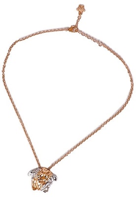 Kalung Versace Medusa Metalik Liontin Emas Perak DG1I024-DJMT-KVOP Lookbook Kalung Versace Medusa Metalik Liontin Emas Perak DG1I024-DJMT-KVOP