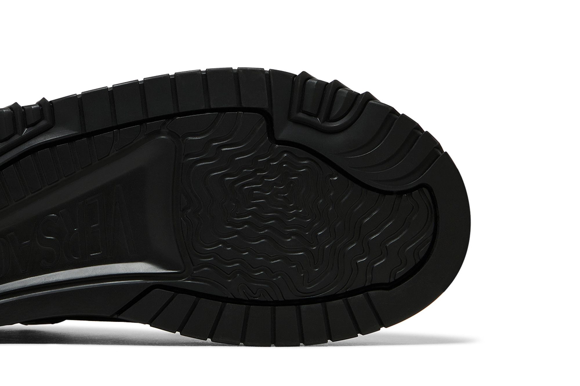 Purchase 베르사체 오디세아 하이탑 스니커즈 '블랙 레더' 1008964-1A06403_1B00P