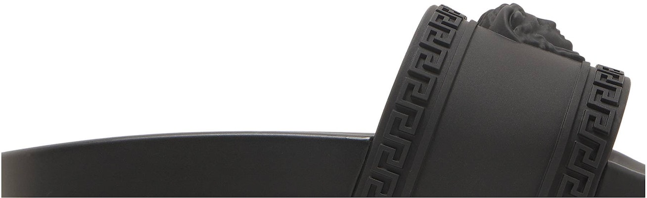 Versace Palazzo Medusa Selipar Kolam 'Hitam' DSU5883-DGO9G_D41 Order Versace Palazzo Medusa Selipar Kolam 'Hitam' DSU5883-DGO9G_D41