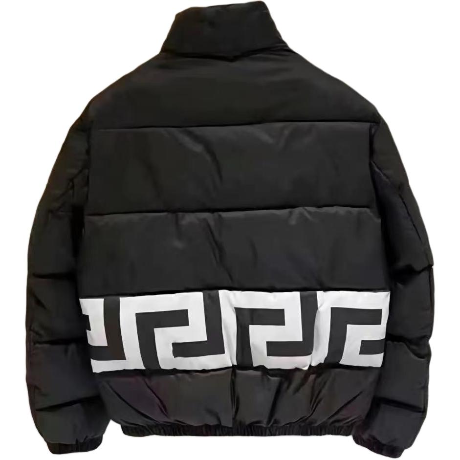 Lookbook Jaket Hitam Pria Versace Motif Polos Ritsleting Kain Katun 1007440-1A05269-5B010