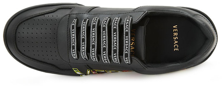 베르사체 블랙 플로럴 테니스 스니커즈 (50 characters) DSU7843-DV26G-D41M Lookbook 베르사체 블랙 플로럴 테니스 스니커즈 (50 characters) DSU7843-DV26G-D41M