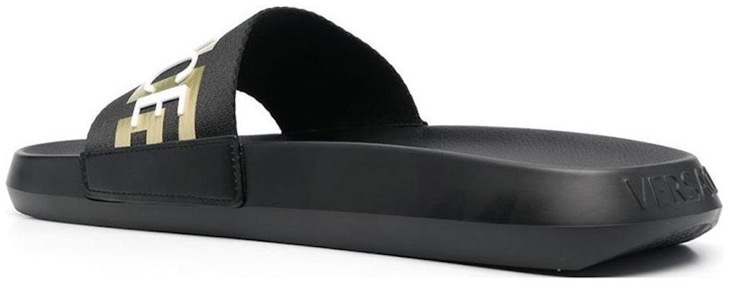Versace Slide 'Hitam Kuning' 1008732_1A05627_2B150 Shop Versace Slide 'Hitam Kuning' 1008732_1A05627_2B150