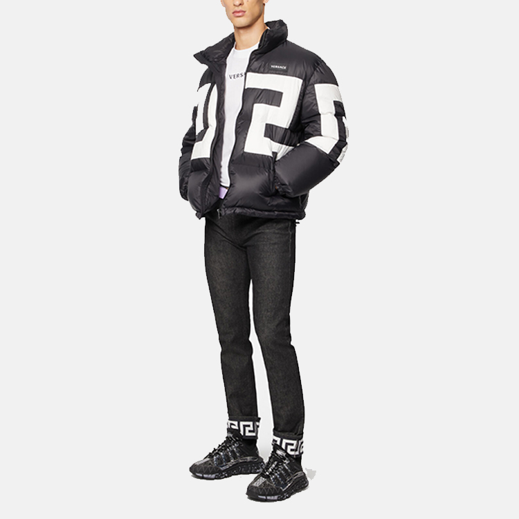 Purchase VERSACE Vaqueros Slim Fit Negro con Dobladillo Diseño Llave Griega A86056-1F00655-1D040