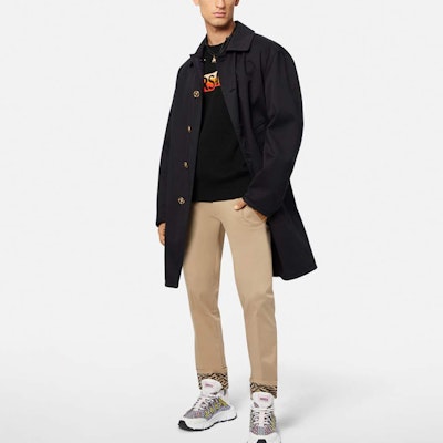 VERSACE SS22 黑色圓領標誌印花套頭衫衛衣 1003622-1A02492-1B000 Lookbook VERSACE SS22 黑色圓領標誌印花套頭衫衛衣 1003622-1A02492-1B000