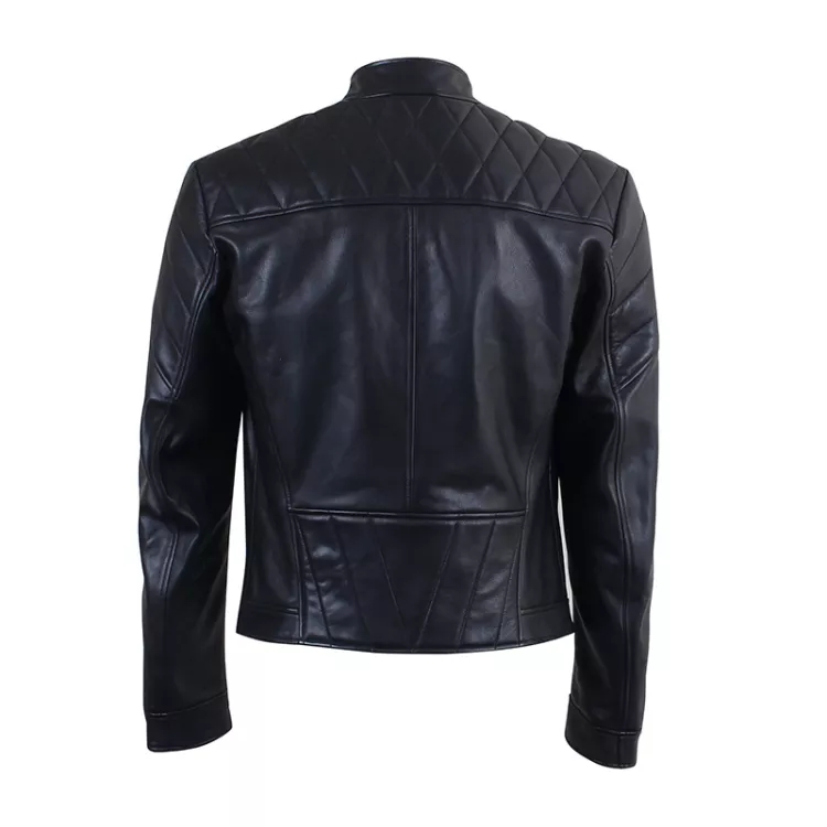 Shop 范思哲 SS22 黑色皮革夹克 配铆钉拉链设计. V400275-VP00072-V1008