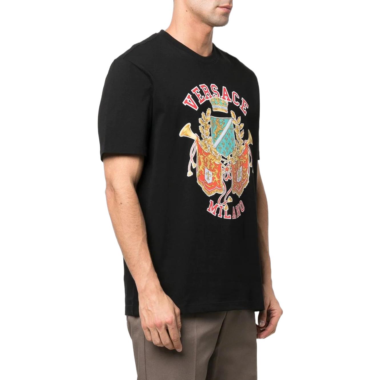 Purchase VERSACE SS22 黑色印花Logo短袖T恤。 1005188-1A03480-1B000