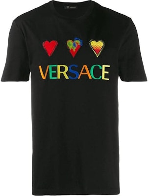 VERSACE SS22 Black T-Shirt with Logo Heart Print Crew Neck Design. A83585-A224589-A008 Buy VERSACE SS22 Black T-Shirt with Logo Heart Print Crew Neck Design. A83585-A224589-A008