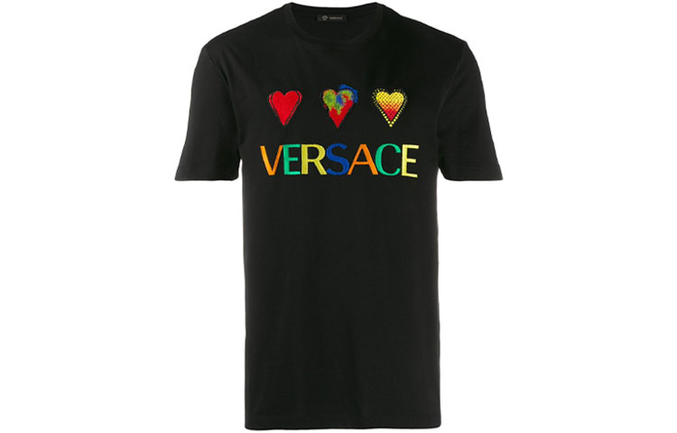 Order VERSACE SS22  Black T-Shirt with Logo Heart Print Crew Neck Design. A83585-A224589-A008