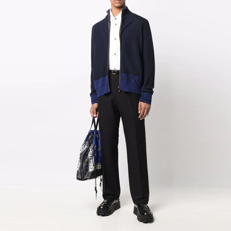 VERSACE SS22  Black Wool Jacquard Logo Knit Cardigan Sweater. 1003619-1A02488-1U830 圖 3