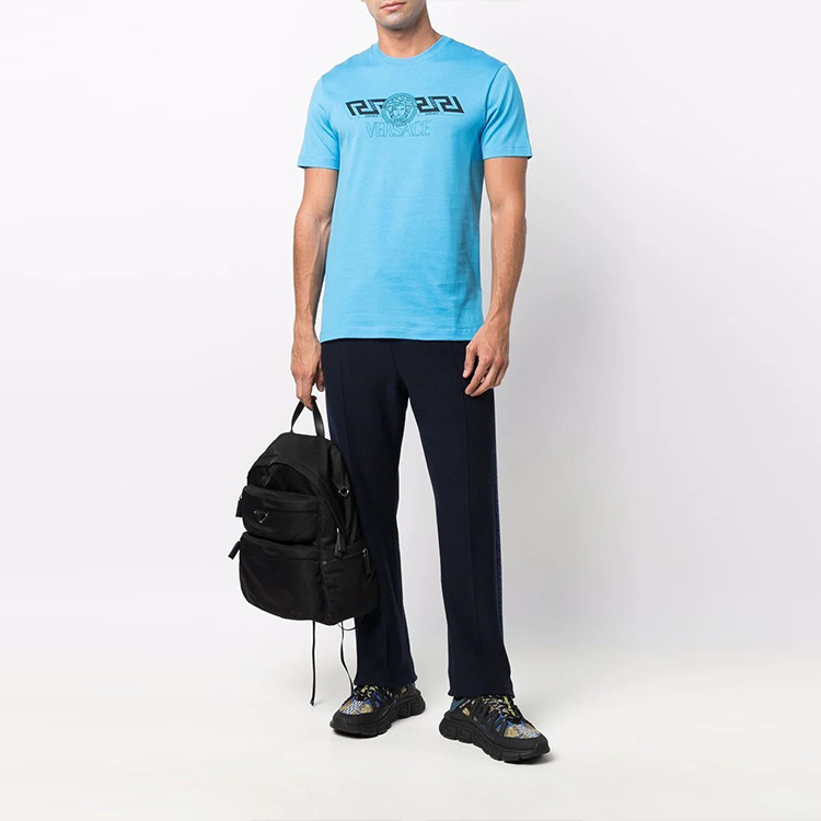 Lookbook VERSACE SS22  Logo Print Short Sleeve T-Shirt Blue 1003906-1A02800-1V440
