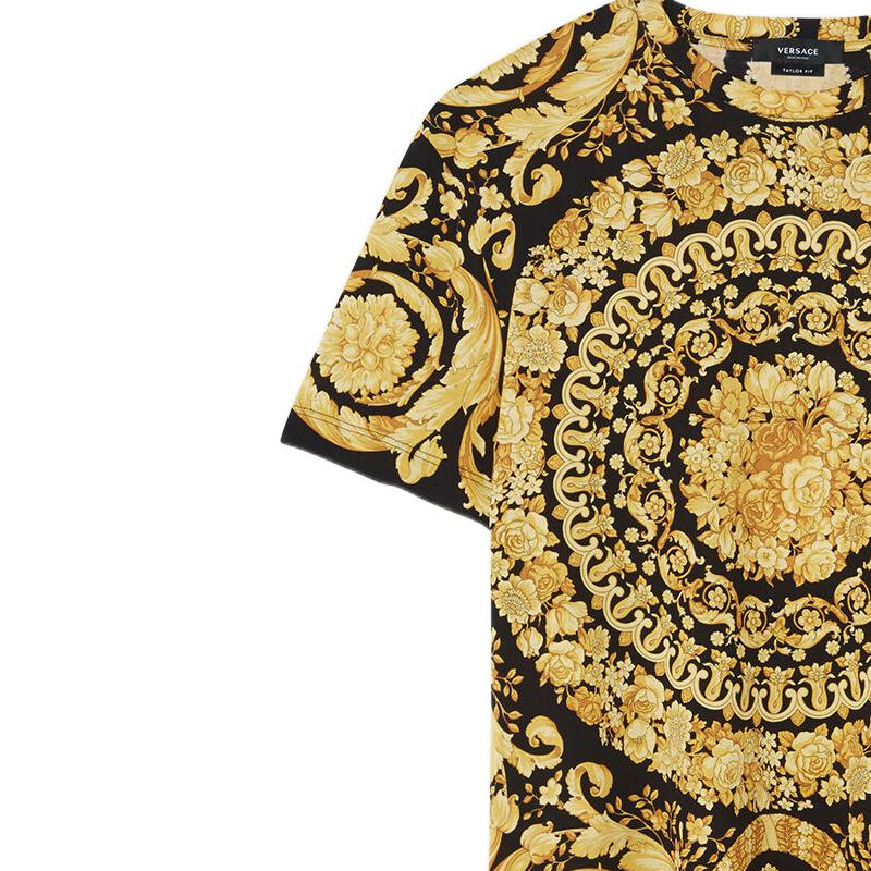 Shop 베르사체 SS22 바로크 골드 프린트 반팔 티셔츠 패션 1006662-1A04612-5B000