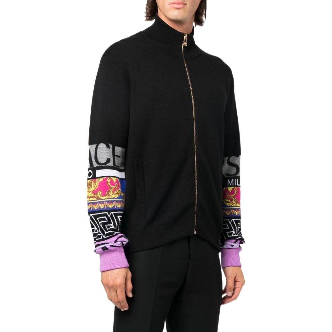 Purchase 베르사체 SS22 블랙 하이넥 집업 스웻셔츠 10062911A040781B000