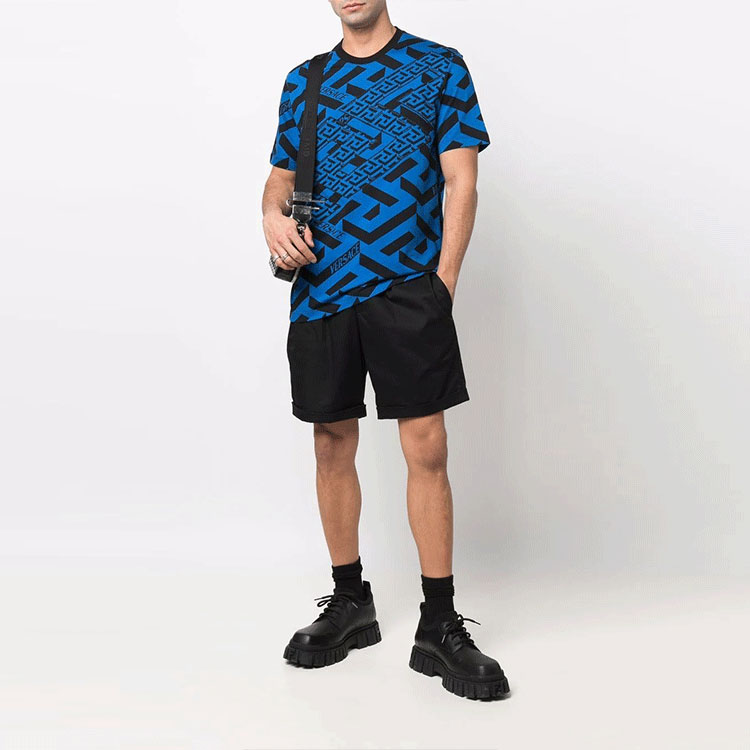 Lookbook VERSACE SS22 La Greca Print Sapphire Blue Short Sleeve Tee Men 1003393-1A02351-5U290