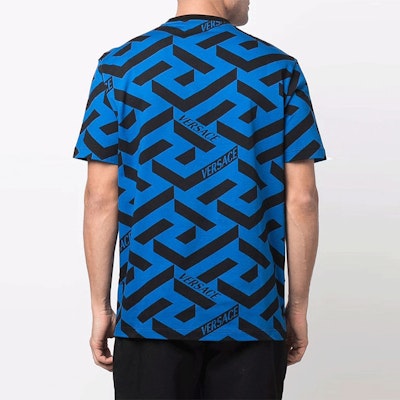 VERSACE SS22 La Greca Print Sapphire Blue Short Sleeve Tee Men 1003393-1A02351-5U290 Shop VERSACE SS22 La Greca Print Sapphire Blue Short Sleeve Tee Men 1003393-1A02351-5U290