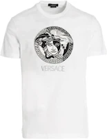 VERSACE SS22 Logo Print Crewneck Short Sleeve T-Shirt White Tee 1006984-1A04967-1W010 VERSACE SS22 Logo Print Crewneck Short Sleeve T-Shirt White Tee 1006984-1A04967-1W010