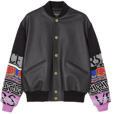 Versace SS22 Chaqueta Negra con Estampado Medusa y Letras Single-Breasted 1006518-1A04535 Buy Versace SS22 Chaqueta Negra con Estampado Medusa y Letras Single-Breasted 1006518-1A04535