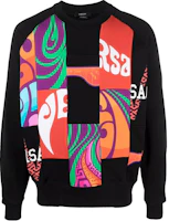 Versace SS22 Patch Design Crewneck Sweatshirt Black 1004001-1A02869-5B020 Versace SS22 Patch Design Crewneck Sweatshirt Black 1004001-1A02869-5B020