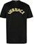 Buy ヴェルサーチ SS23 ブラックTシャツ レタープリント入りクルーネックデザイン 1010641-1A07700-1B000