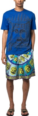 VERSACE SS23 Blue Sculptural Print Relaxed Fit Crew Neck T-Shirt. 1008357-1A05985-1UE30 Lookbook VERSACE SS23 Blue Sculptural Print Relaxed Fit Crew Neck T-Shirt. 1008357-1A05985-1UE30