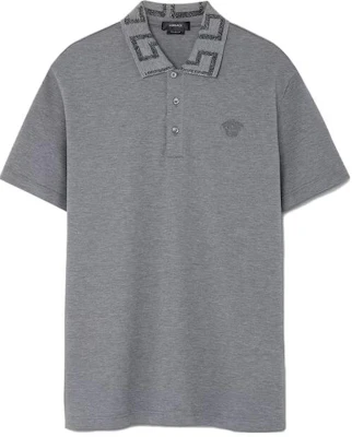 VERSACE SS23 Polo Manga Corta Gris Oscuro con Logo Bordado A87402-1A06199-2EE70 Buy VERSACE SS23 Polo Manga Corta Gris Oscuro con Logo Bordado A87402-1A06199-2EE70