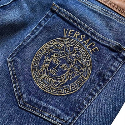 Versace SS23 Jeans Biru Lurus Bersulam Basuh 1011835-1A03324-1D030 Shop Versace SS23 Jeans Biru Lurus Bersulam Basuh 1011835-1A03324-1D030