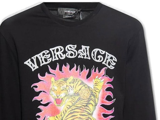 Versace SS23 字母動物印花長袖T恤 黑色 (). 1010635-1A07694-1B000 Purchase Versace SS23 字母動物印花長袖T恤 黑色 (). 1010635-1A07694-1B000