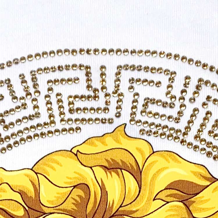 Sizing 베르사체 SS23 크리스탈 메두사 프린트 크루넥 티셔츠 화이트 캐주얼 티 1006193-1A04213-1W000