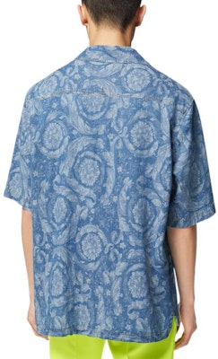 VERSACE 2023春夏花卉印花短袖休閒襯衫牛仔藍 男款 1007836-1A05765-1D520 Shop VERSACE 2023春夏花卉印花短袖休閒襯衫牛仔藍 男款 1007836-1A05765-1D520