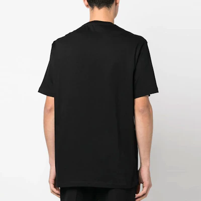 VERSACE SS23 字母標誌印花黑色男款圓領T恤。 1008466-1A06056-1B000 Shop VERSACE SS23 字母標誌印花黑色男款圓領T恤。 1008466-1A06056-1B000
