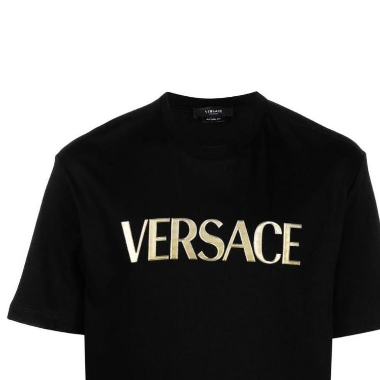 VERSACE SS23 Letter Logo Print Crewneck T-Shirt Black Mens. 1008466-1A06056-1B000 圖 6