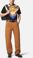 Purchase VERSACE SS23 度假系列多彩印花雲山黑色T恤 1008483-1A06065-5U670