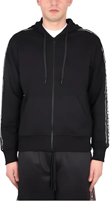 ヴェルサーチ SS23 ロゴプリント ドローストリング パーカージャケット - ブラック 74GAIY03-CF00Y-899 Buy ヴェルサーチ SS23 ロゴプリント ドローストリング パーカージャケット - ブラック 74GAIY03-CF00Y-899