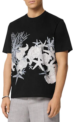 Versace SS24 黑色短袖花卉印花圓領T恤 1013302-1A11409-2B510 Purchase Versace SS24 黑色短袖花卉印花圓領T恤 1013302-1A11409-2B510