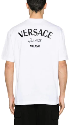 VERSACE SS24 白色刺繡Logo 圓領休閒T恤 1013302-1A09865-1W010 Shop VERSACE SS24 白色刺繡Logo 圓領休閒T恤 1013302-1A09865-1W010