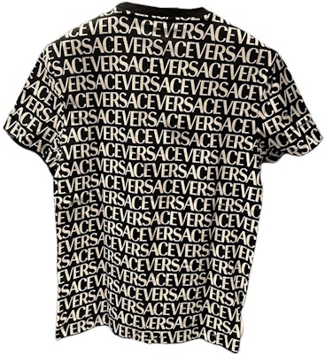 VERSACE SS24 All-over Logo Print Pullover T-Shirt Black 1015243-1A10783-5B040 Lookbook VERSACE SS24 All-over Logo Print Pullover T-Shirt Black 1015243-1A10783-5B040