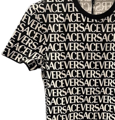 VERSACE SS24 All-over Logo Print Pullover T-Shirt Black 1015243-1A10783-5B040 Shop VERSACE SS24 All-over Logo Print Pullover T-Shirt Black 1015243-1A10783-5B040