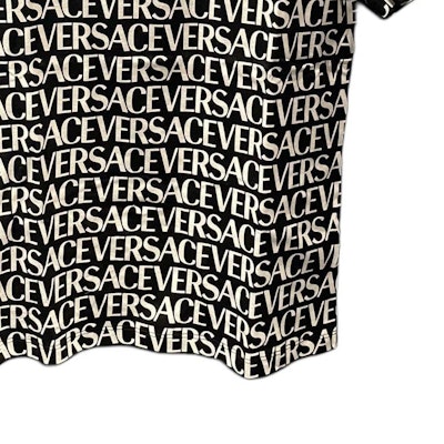 VERSACE SS24 All-over Logo Print Pullover T-Shirt Black 1015243-1A10783-5B040 Details for VERSACE SS24 All-over Logo Print Pullover T-Shirt Black 1015243-1A10783-5B040