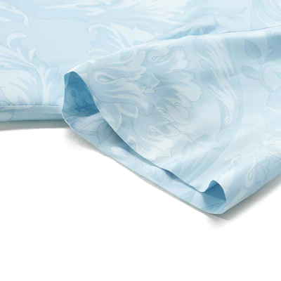 Versace SS24 巴洛克印花單排扣夏威夷襯衫 天藍 男款 1003926-1A09582-5U940 Shop Versace SS24 巴洛克印花單排扣夏威夷襯衫 天藍 男款 1003926-1A09582-5U940