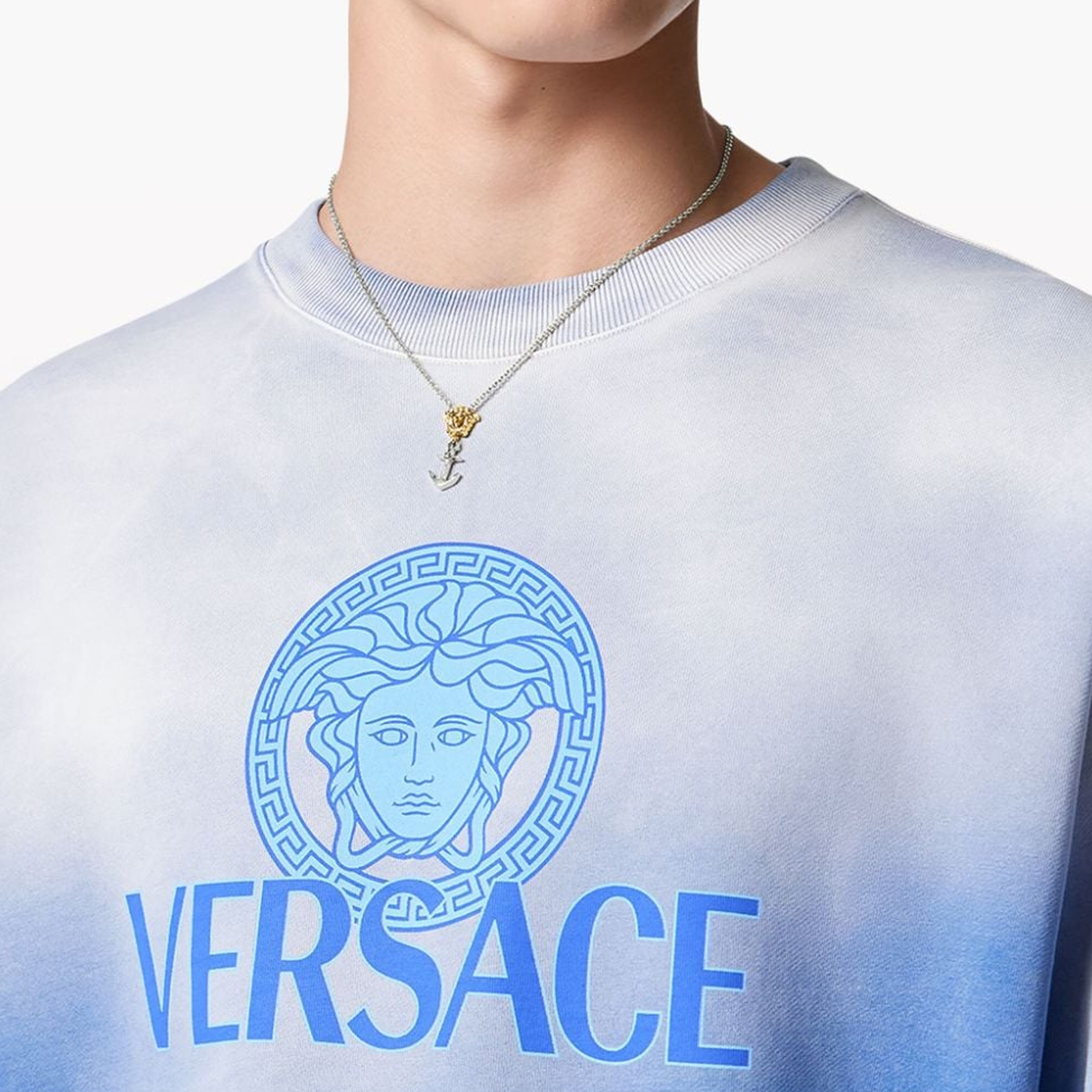 Purchase Versace SS24 漸層標誌印花藍色長袖圓領衛衣 1013969-1A09921-1UI10