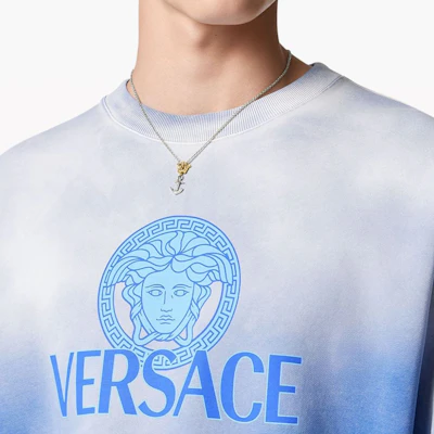 Versace SS24 漸層標誌印花藍色長袖圓領衛衣 1013969-1A09921-1UI10 Purchase Versace SS24 漸層標誌印花藍色長袖圓領衛衣 1013969-1A09921-1UI10