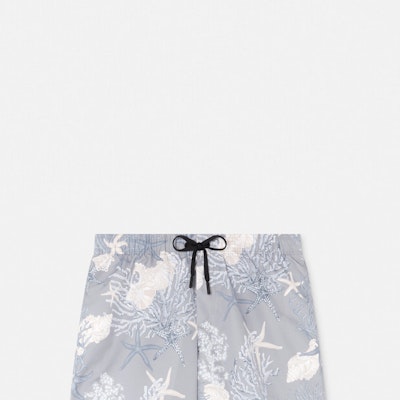VERSACE SS24 La Vacanza Starfish Seashell Print Blue Beach Shorts Men’s Loose Fit 1016218-1A11347-5E360 Purchase VERSACE SS24 La Vacanza Starfish Seashell Print Blue Beach Shorts Men’s Loose Fit 1016218-1A11347-5E360