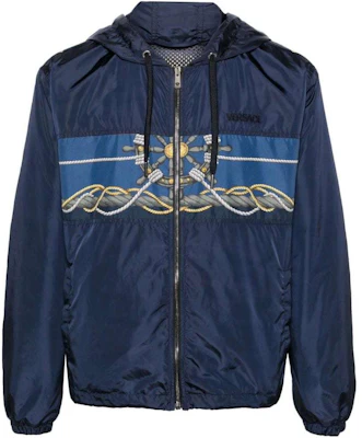 VERSACE SS24 Jaket Hooded Zip-Up Lelaki Navy Blue Letter Wheel Print Loose. 1013939-1A09842-5U170 Buy VERSACE SS24 Jaket Hooded Zip-Up Lelaki Navy Blue Letter Wheel Print Loose. 1013939-1A09842-5U170