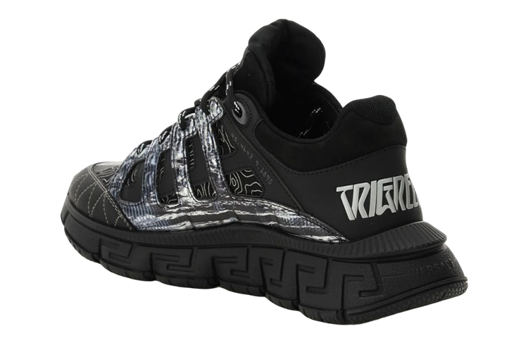 Lookbook Versace Trigreca 'Milan - Hitam' DSU8094-D18TCG-D4192